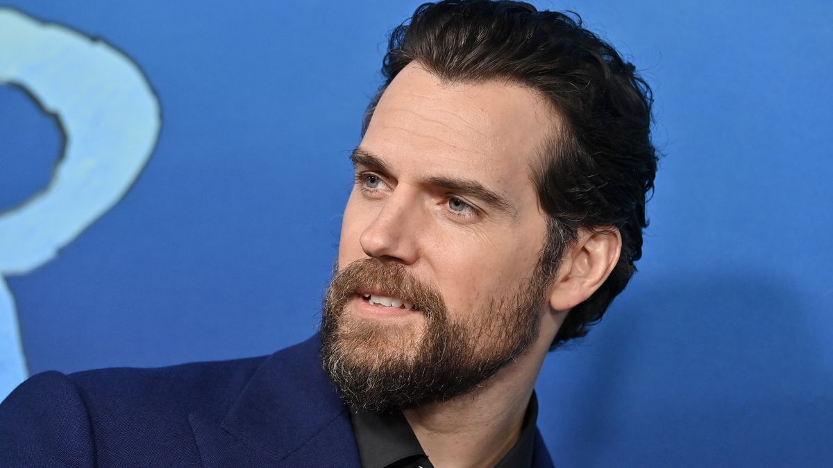 HOLLYWOOD, CALIFORNIA - DECEMBER 12: Henry Cavill attends 20th Century Studio's "Avatar 2: The Way of Water" U.S. Premiere at Dolby Theatre on December 12, 2022 in Hollywood, California. (Photo by Axelle/Bauer-Griffin/FilmMagic)