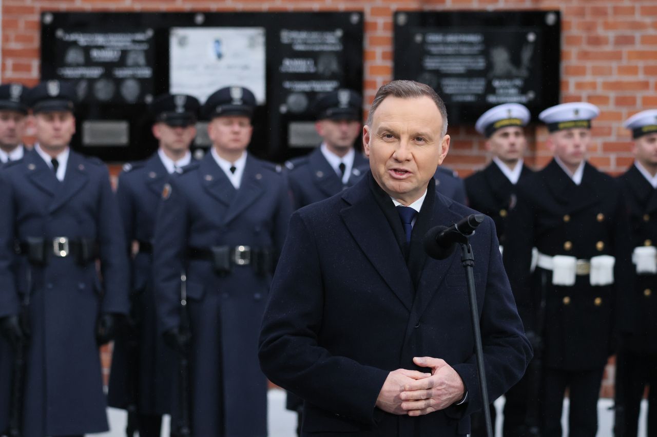 Andrzej Duda zirytowany presją PiS ws. TVP. "Kilka lat temu rechotali, niech rechoczą dalej"