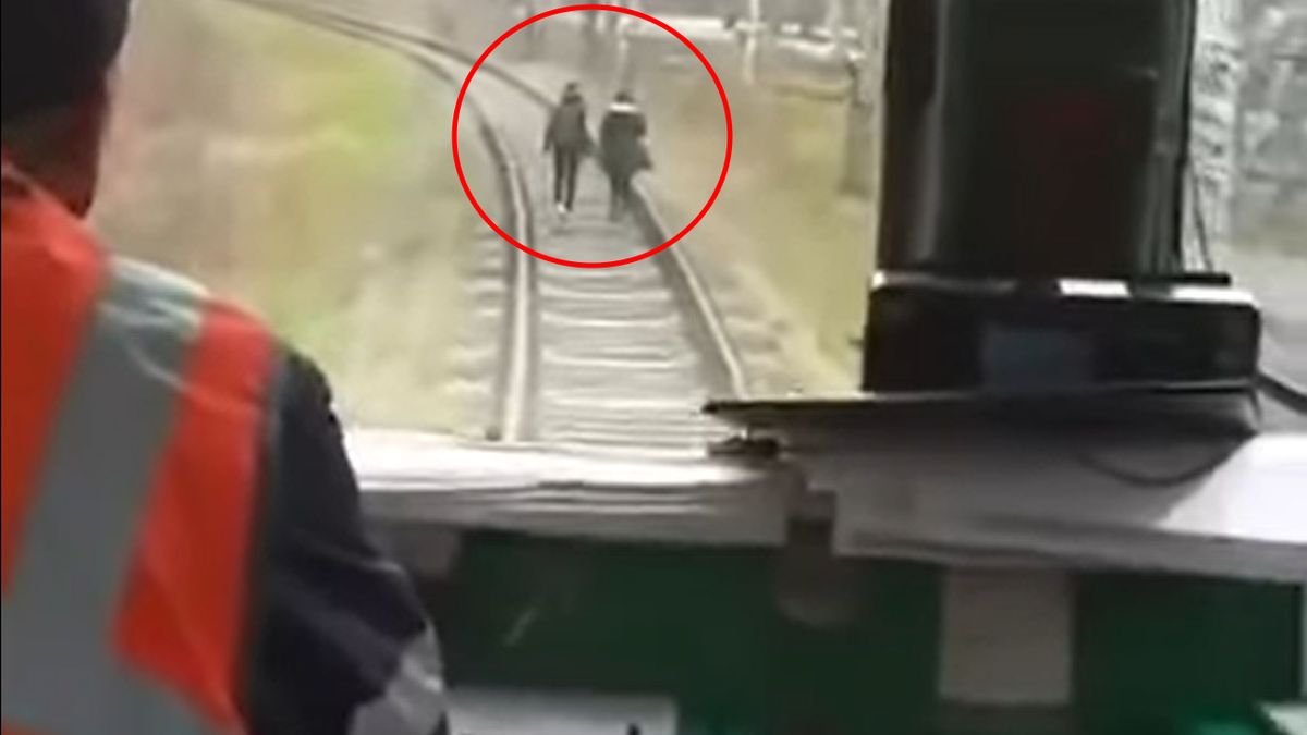 Kobiety spacerowały po torach i nie słyszały pociągu