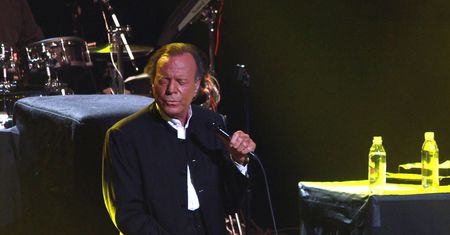 Julio Iglesias pod lupą prokuratury. Zarzuty o napaść seksualną