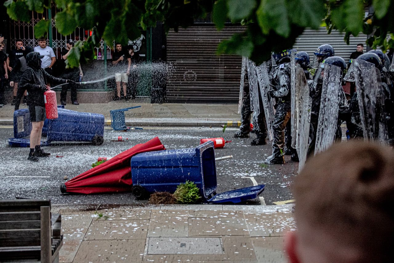 Die Briten bereiten sich auf das Schlimmste vor. Es werden 6000 Polizisten im Einsatz sein.