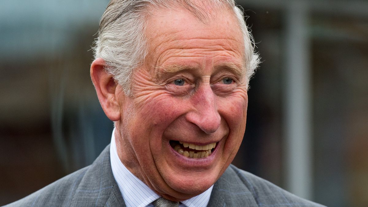 Zaskakujące nawyki króla Karola. Nie  jada lunchu i nie pija wody między posiłkami, a to dopiero początek