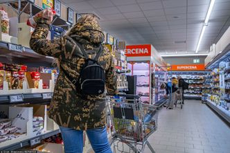 Konsumpcja wciąż uśpiona. Niepokojące dane o sprzedaży