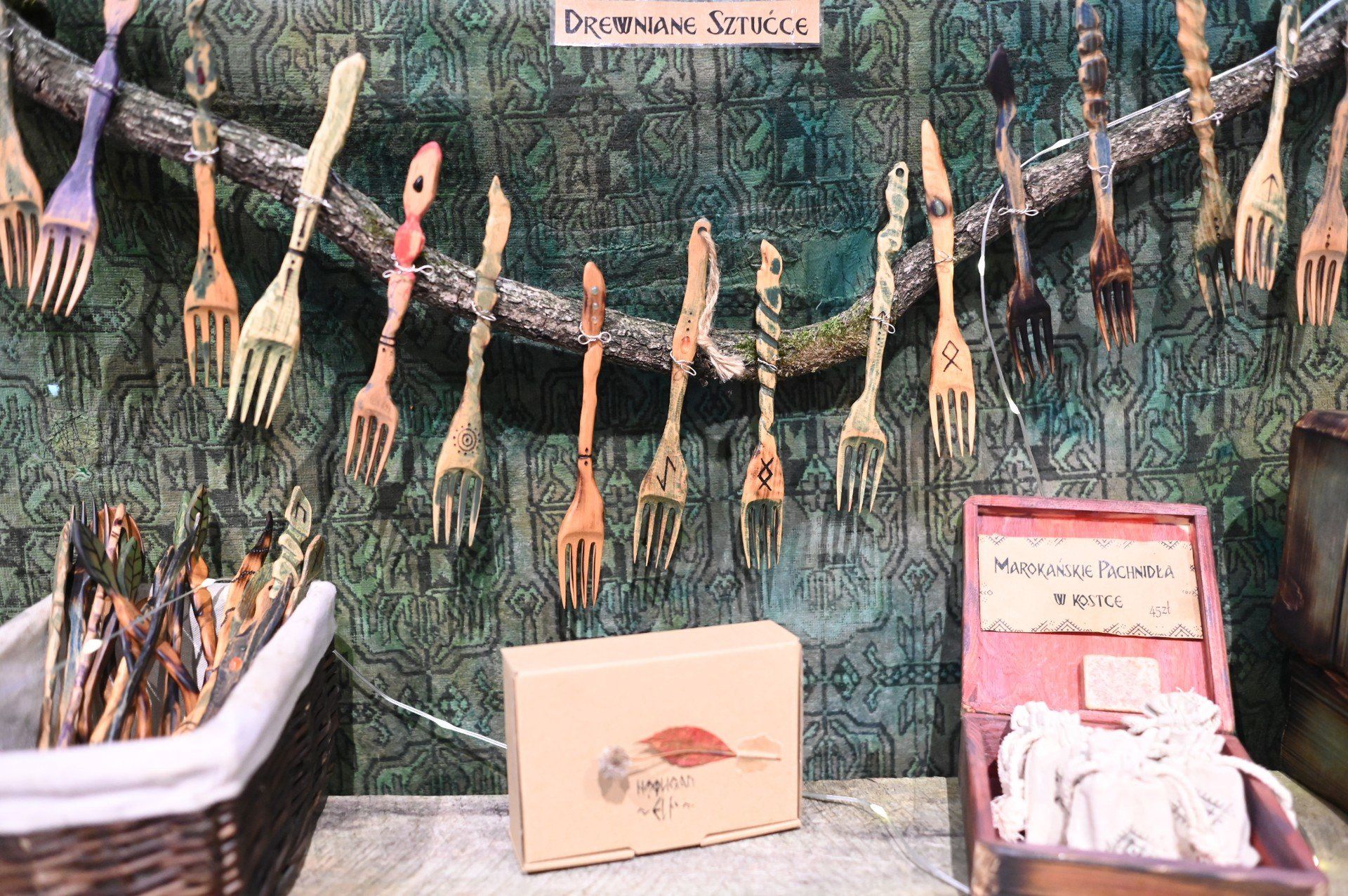 Targi Jestem Slow w Elektrowni Powiśle. Tak jest na miejscu.