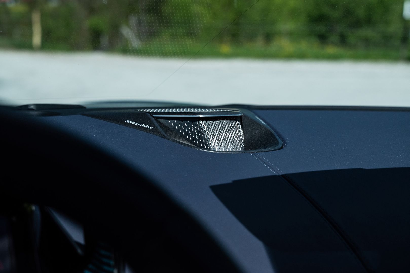 Aston Martin Vantage Roadster