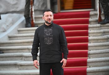 "Staje się całkowicie niebezpieczne". Zełenski zwrócił się do linii lotniczych