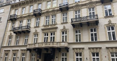 Warszawa. Wyremontowano elewację kamienicy przy ul. Mokotowskiej 50