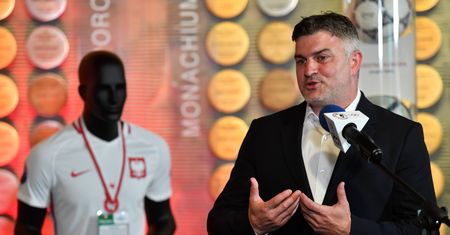 Pokłócili się o Lewandowskiego. Kuriozalne zachowanie kibica przed meczem