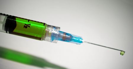 Ceny szczepionek. Pfizer i BioNTech zaczęły negocjacje od ponad 50 euro