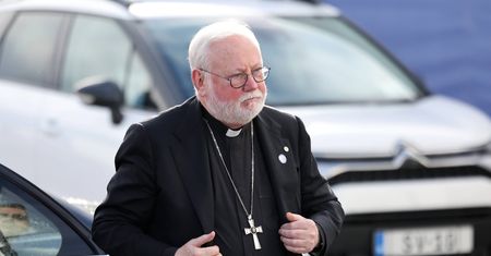 Szef dyplomacji Watykanu rozpoczyna wizytę w Rosji