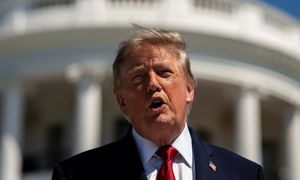 5 tys. dol. dla każdego Amerykanina? Nawet oni wbijają szpilę Trumpowi