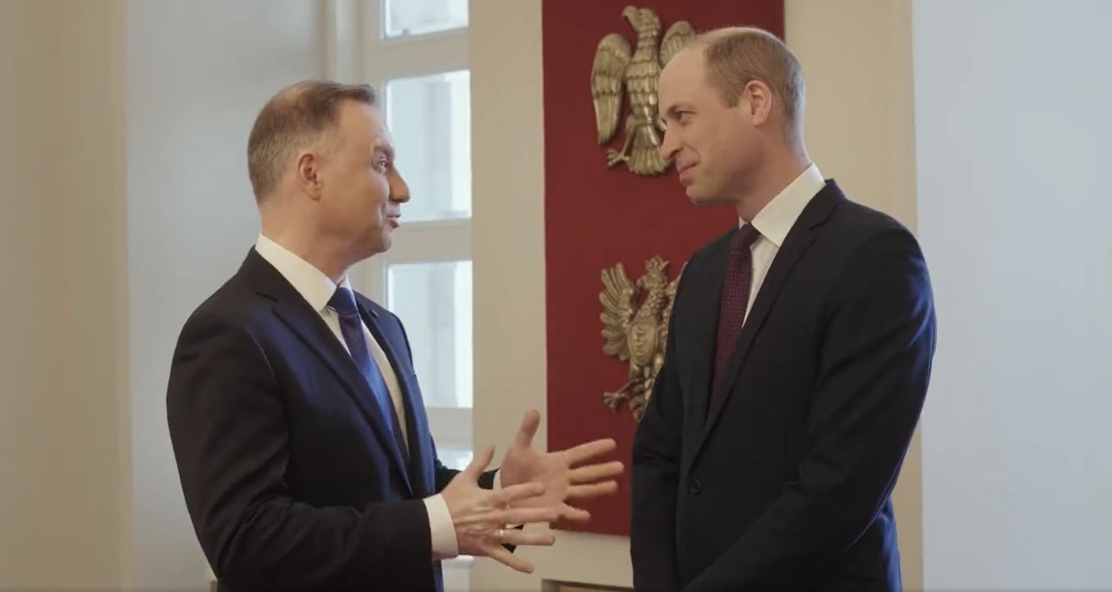 Za nami spotkanie Andrzeja Dudy z księciem Williamem. Na co wskazywała ich mowa ciała?