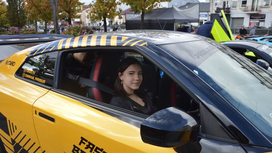 Lamborghini, McLaren, Ferrari i Nissan GT, czyli motoryzacyjne marzenia przyjechały do Bełchatowa!
