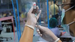 Nie tylko ochrona przed COVID-19. Szczepionka może pomóc w walce z alergiami