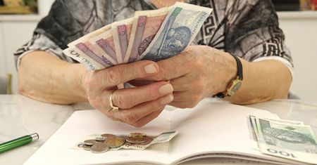 Kiedy czternasta emerytura? Oto terminy wypłat