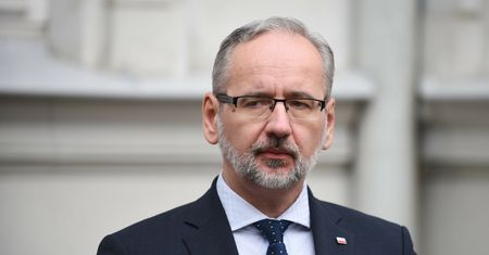 "Mamy dwa scenariusze". Adam Niedzielski mówi o świętach
