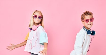 Co noszą najmłodsi w tym sezonie? Sprawdź najnowsze trendy w modzie dziecięcej