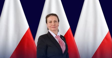 Kolejna kandydatka na prezydenta. "Lokalna skandalistka"