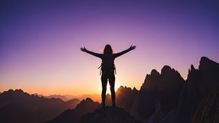 Ciekoty: Marzena Kądziela o modzie kobiet z całego świata w "Szklanym Domu" w Ciekotach