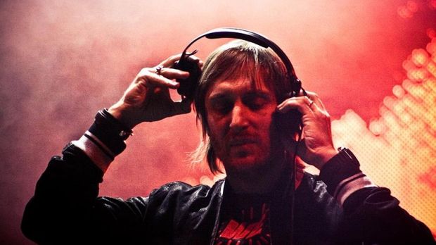 Znany DJ David Guetta współpracuje z Orange i Sony Ericssonem 1