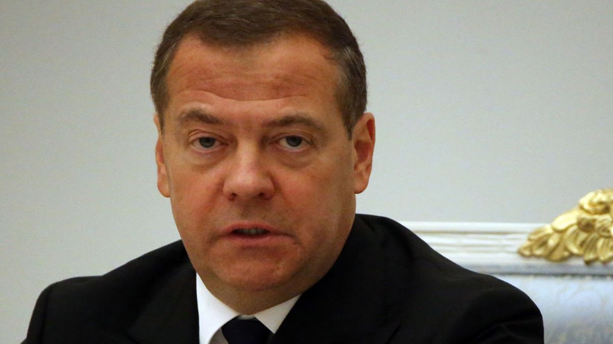 Miedwiediew mówi o końcu Ukrainy i wskazuje potencjalną datę 