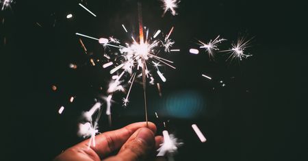 Życzenia na Nowy Rok 2022. Piękne życzenia Facebook, Whatsapp, Messenger, SMS. Złóż je w sylwestra