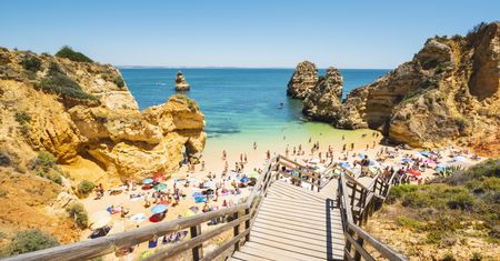 Plaże, natura i miasta - ten kraj ma wszystko. "Zainteresowanie wzrosło dwucyfrowo"