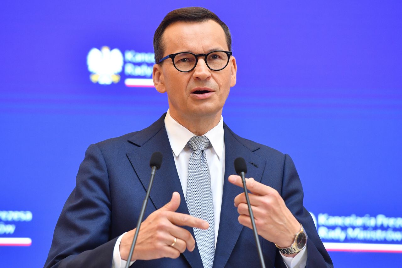 Nieoficjalne doniesienia o Kaczyńskim. Morawiecki ucieka od odpowiedzi