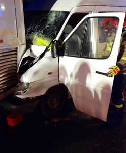 Jazy. Zderzenie busa z autobusem. Ranne trzy osoby