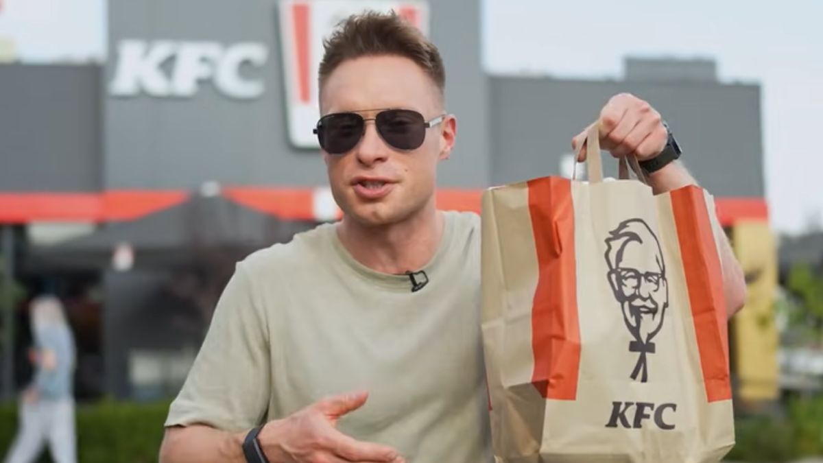Michał Wrzosek odwiedził KFC - Pyszności