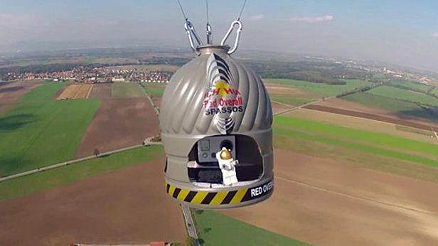 W skrócie: Stanik, który wykryje raka, powrót agenta Coulsona, Felix z klocków Lego 1