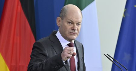 Niemcy zawieszają Nord Stream 2, ale wcale z niego nie rezygnują. Na szali ambitny plan transformacji