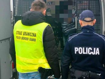 Stwarzał zagrożenie swoim zachowaniem.  Został deportowany z Polski