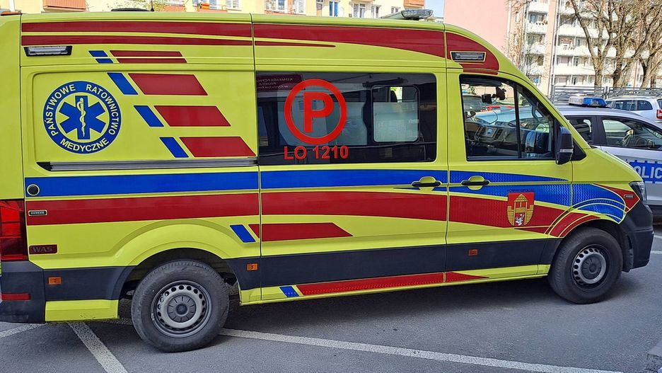 40-letni mężczyzna zaatakował medyków