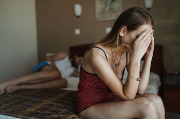 Rozstanie po latach? Psychoterapeutka mówi, kiedy jest najtrudniej