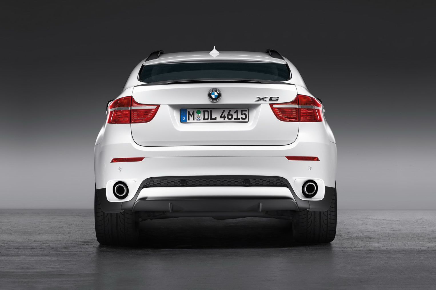 BMW X6 tył