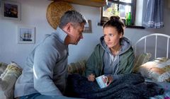 Serial „Pensjonat nad rozlewiskiem” zimą w TVP1. Mikołaj Krawczyk i Julia Pogrebińska dołączają do obsady