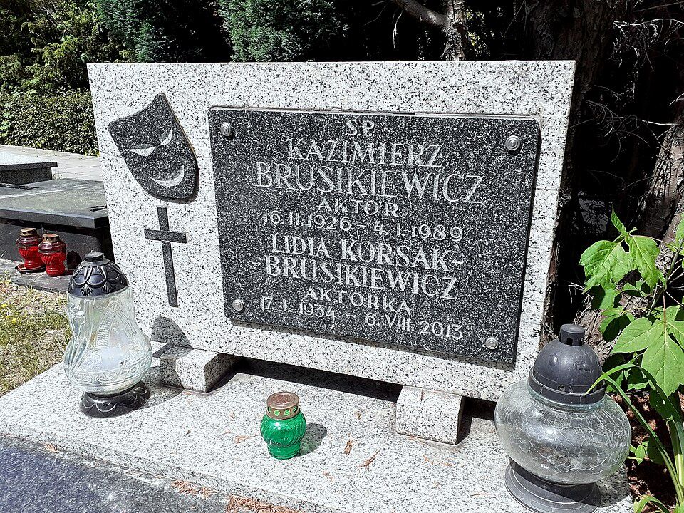 Grób Lidii Korsakówny i Kazimierza Brusikiewicza