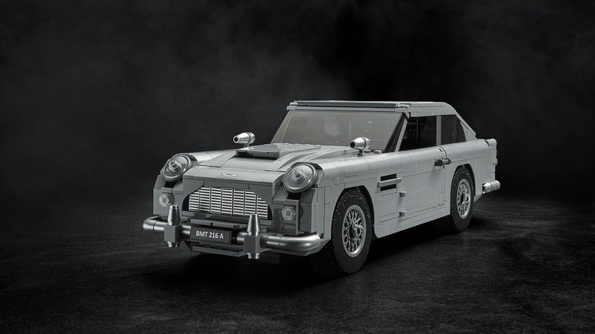 Prawda, że wygląda jak prawdziwy? Oprócz tego kusi wieloma gadżetami.