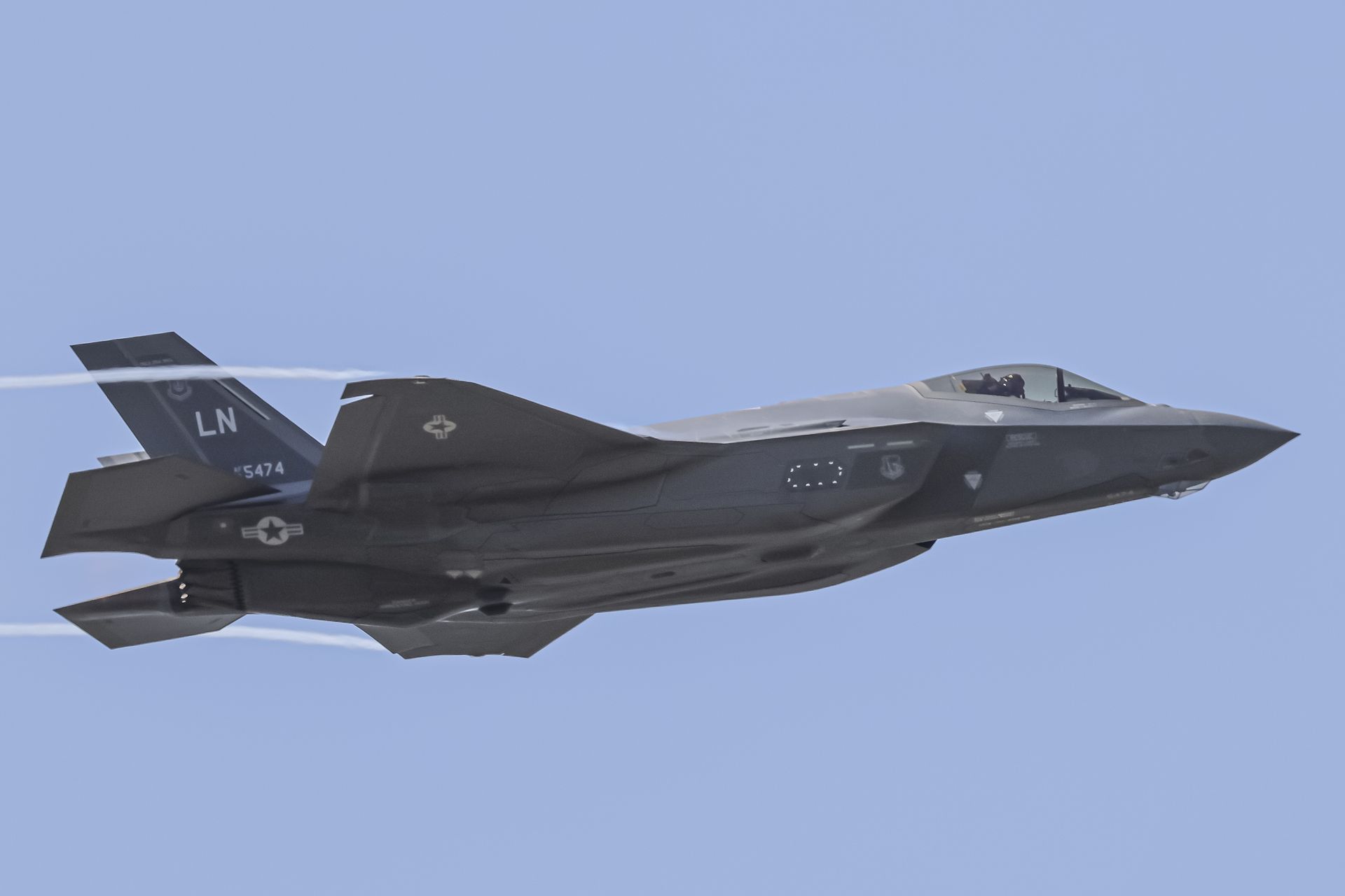 US launches second wave of strikes on Iran, hitting Qeshm Island and key infrastructure