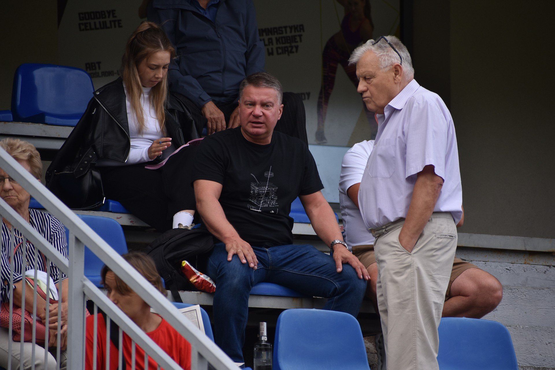 Proszowianka (jasne stroje) pokonała KS Olkusz 5:2