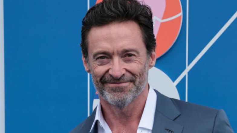 Plotki się POTWIERDZIŁY. Hugh Jackman i Sutton Foster PRZYŁAPANI podczas romantycznego spaceru