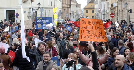 Co się dzieje w Chorwacji? Ludzie tłumnie wychodzą na ulice