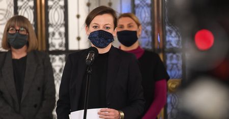 Nieprawidłowości przy zbiórce podpisów? Zuzanna Rudzińska-Bluszcz odpowiada