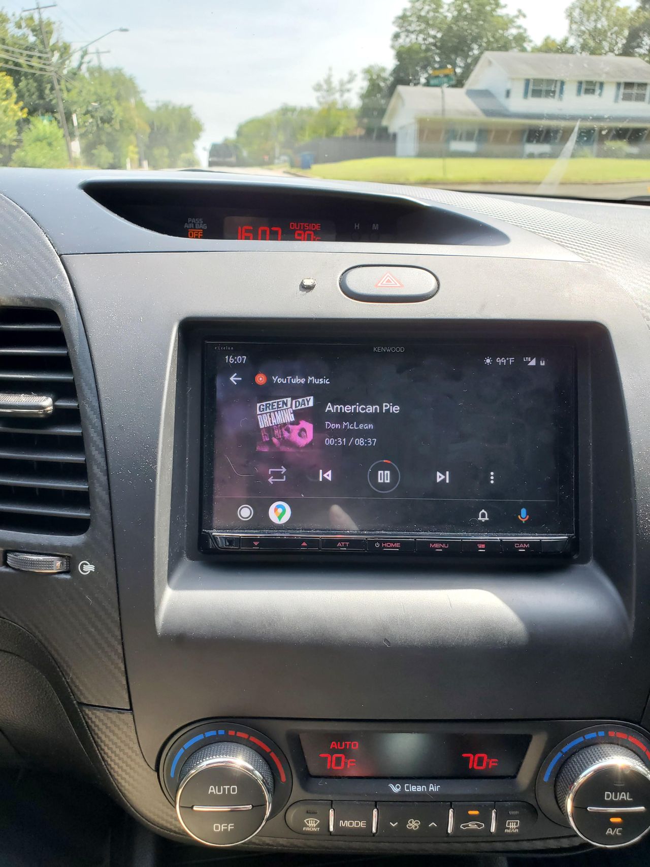 Android Auto ma czasem problemy z okładkami albumów, fot. reddit, u/scoobdude22.