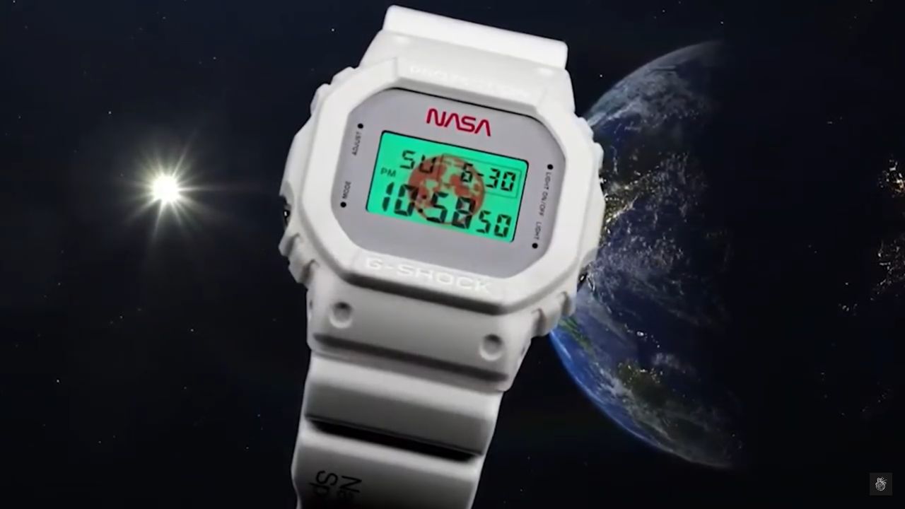 Inspirowany motywami NASA Casio G-Shock DW560.