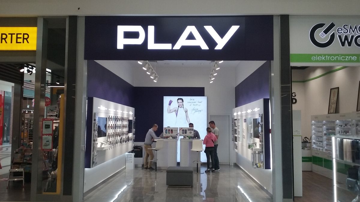 Play idzie na zakupy. Przejmuje UPC Polska za 7 miliardów złotych 1