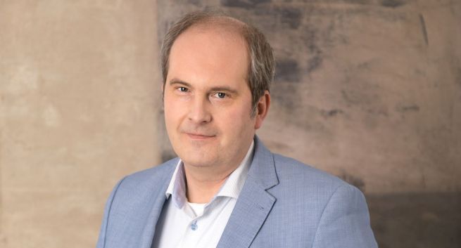 Bartosz Paprocki po 19 latach pracy w Polsacie przeszedł do Twenty4Seven