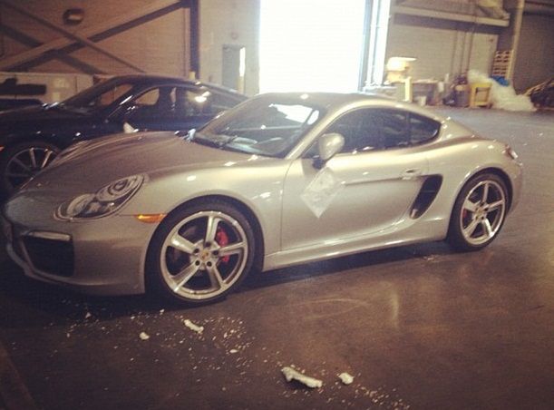 Porsche Cayman przyłapane bez kamufla�żu