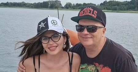 Skiba z młodą narzeczoną pod żaglami. "Fajną masz córkę"
